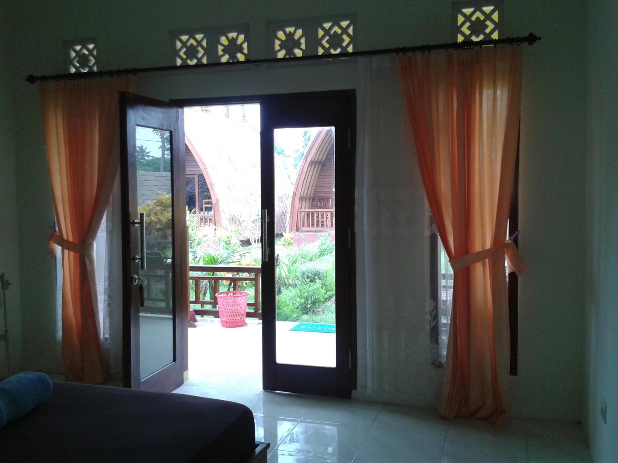 Bias Bungalows Gili Air Phòng bức ảnh